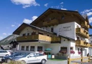 Hotel Daniela 3*